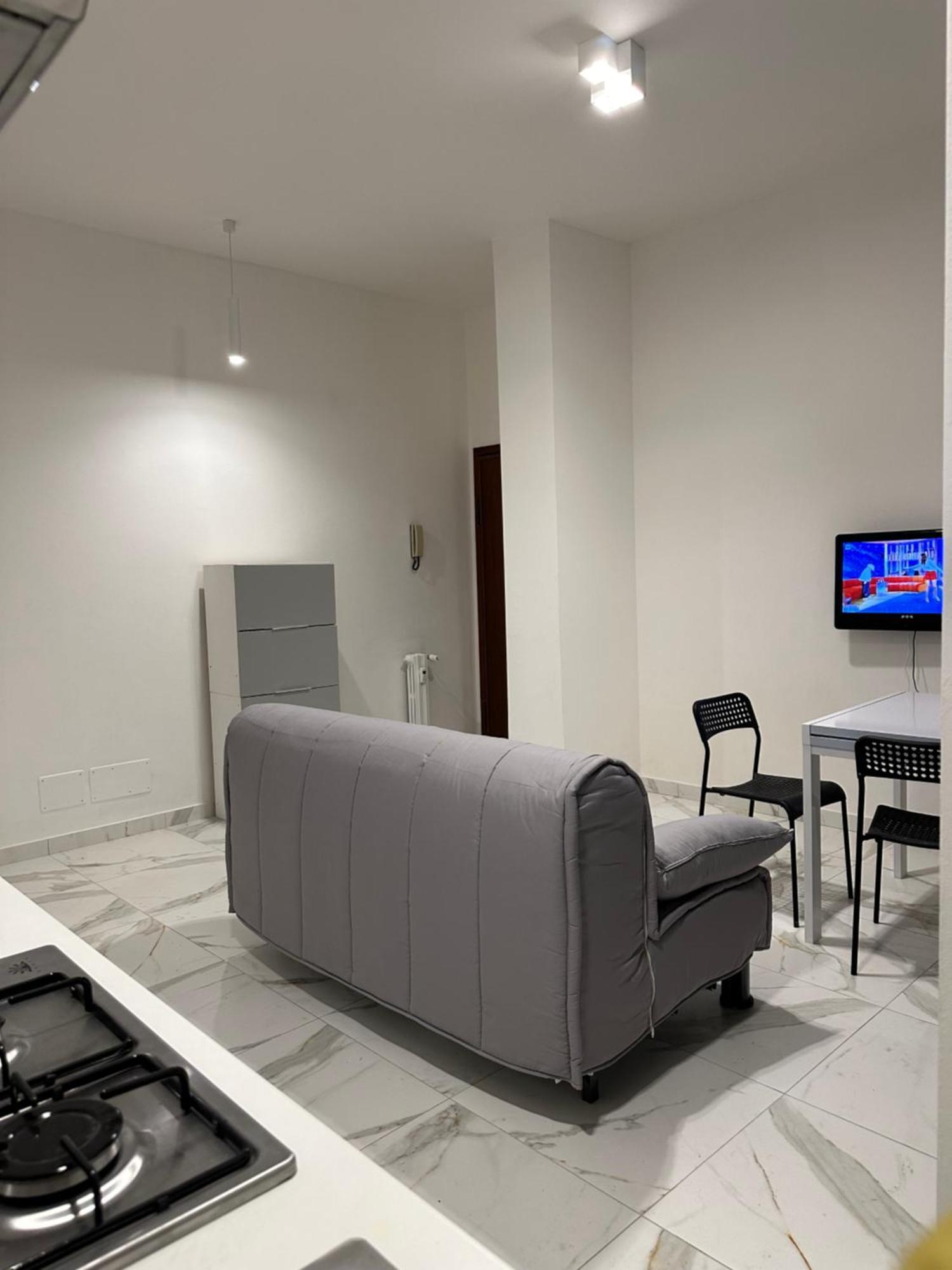 Jcube Apartments Bocconi Milano Exterior photo